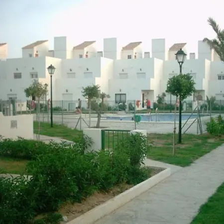 Buganvillas Urbanisation House Facing Pool * Vera